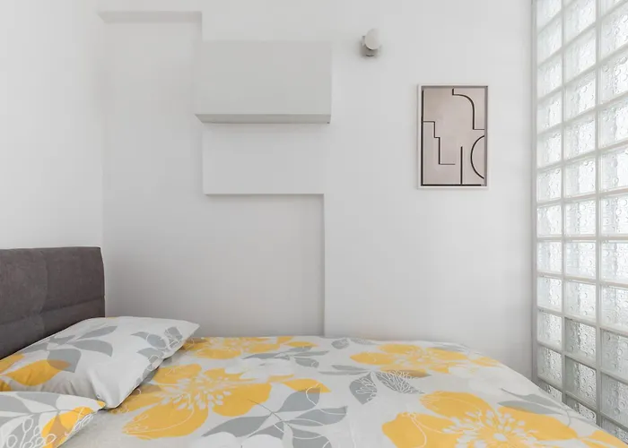 Apartment Modern Studio Near Znjan Beach