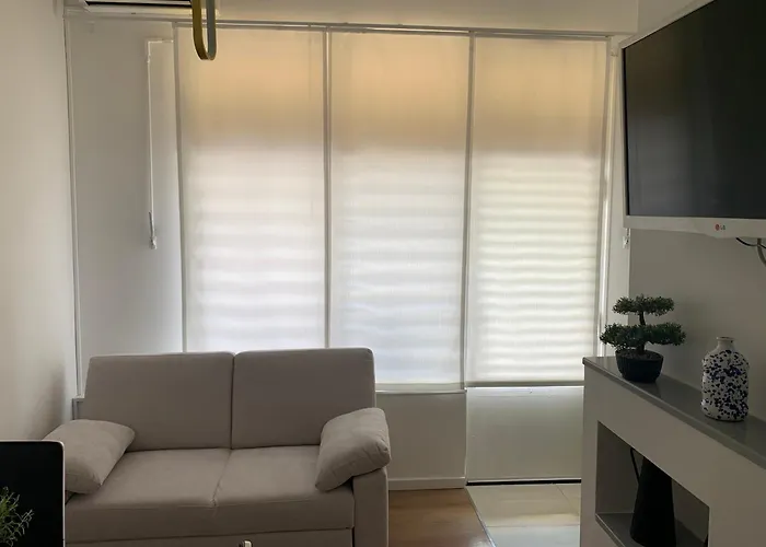 Apartment Modern Studio Near Znjan Beach