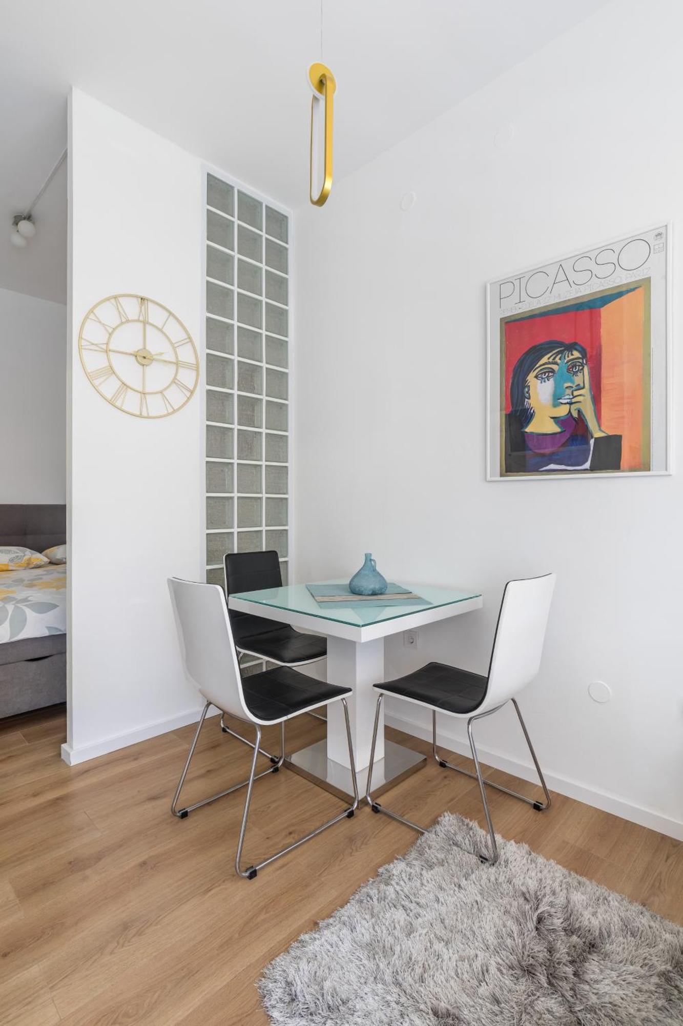 Apartman Modern Studio Near Znjan Beach